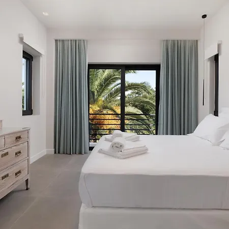 Gaia - A Secret Luxury Hideaway Villa *