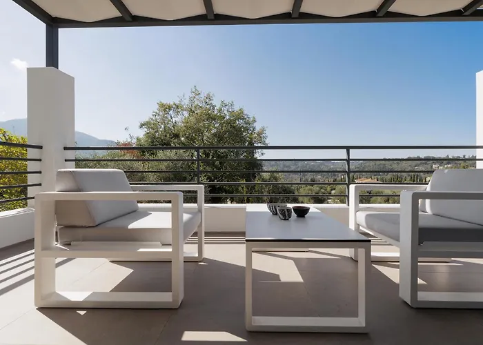 Vila Gaia - A Secret Luxury Hideaway Achílleion
