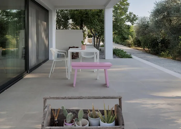 וילה Gaia - A Secret Luxury Hideaway אכיליון